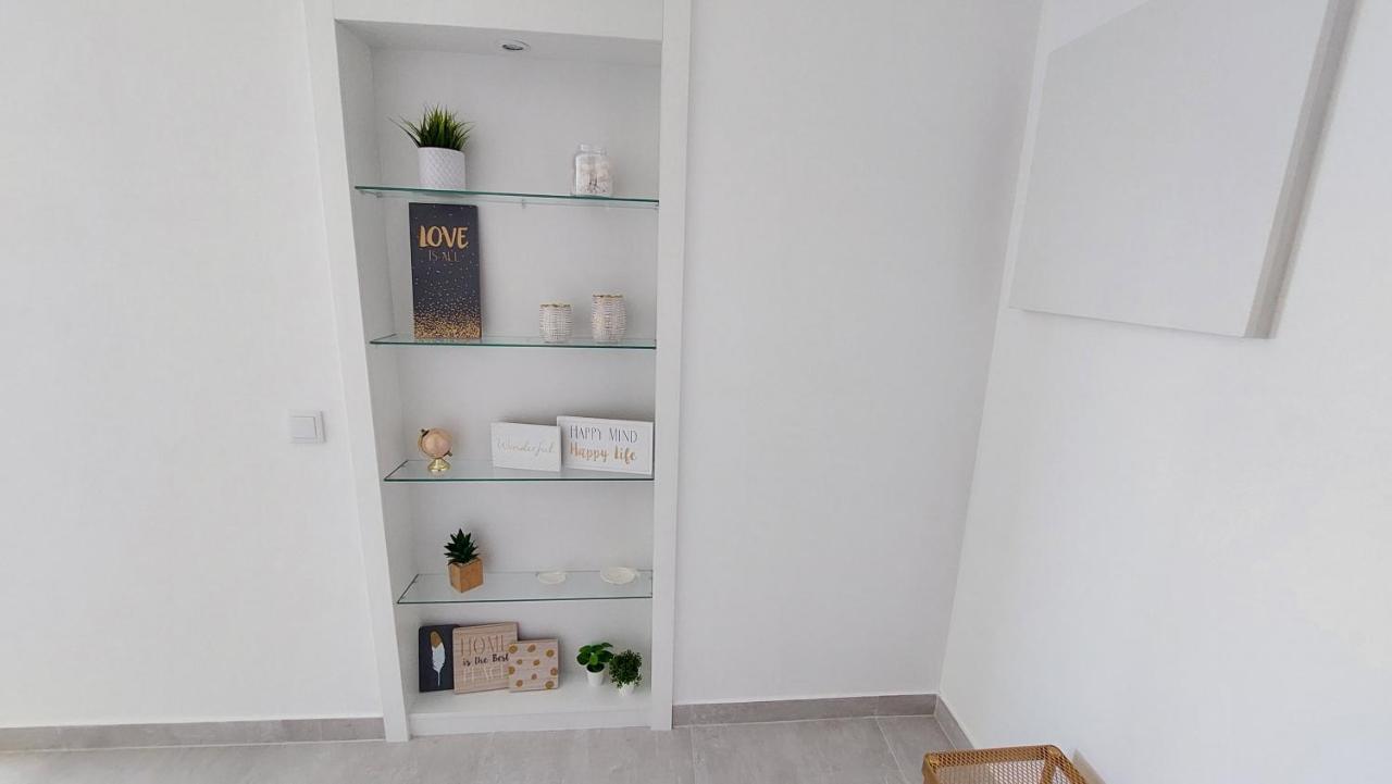 Apartamento Kelyfos Beach By Feriascomsol Quarteira Exterior photo