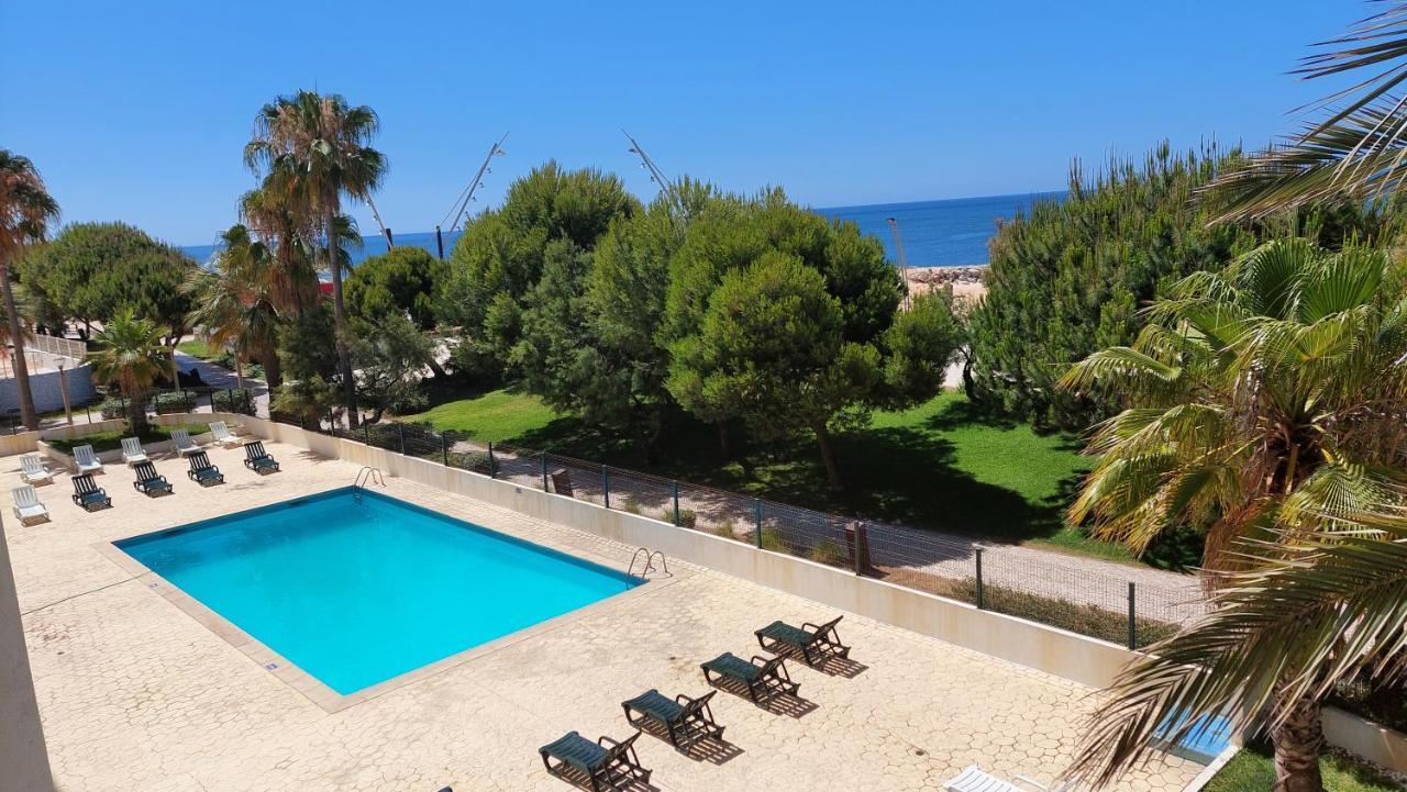 Apartamento Kelyfos Beach By Feriascomsol Quarteira Exterior photo